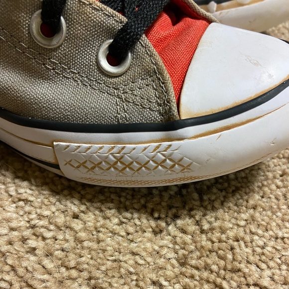 Old school converse, Red and gray, Junior size 2 - Picture 8 of 8